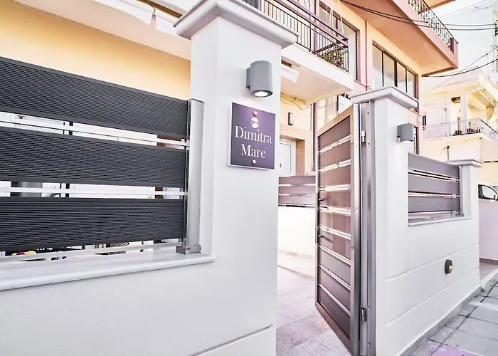 Modern Luxury Near & Old Harbor Fast Wifi Private Veranda *